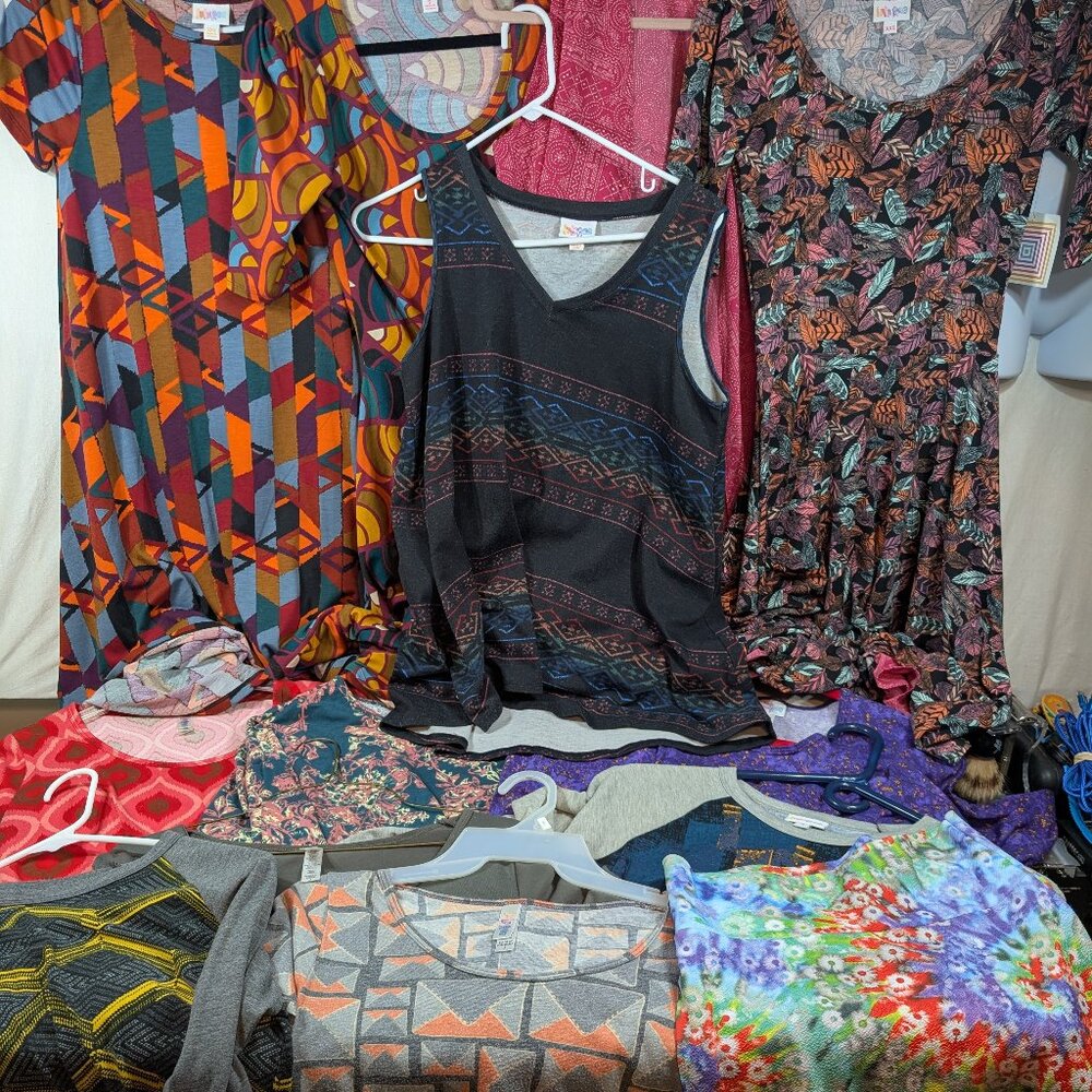 LuLaRoe Clothing Bundle